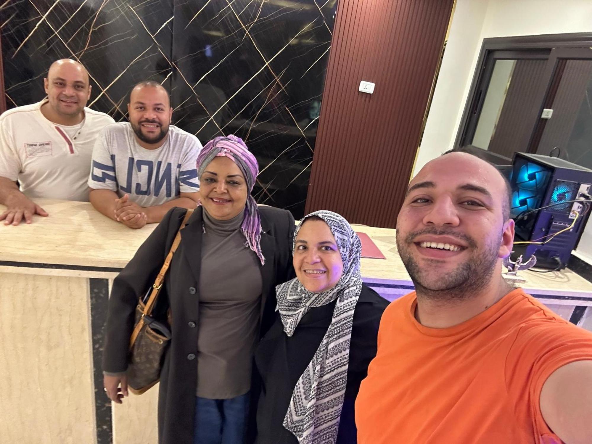 Pr Pyramids Inn Le Caire Extérieur photo
